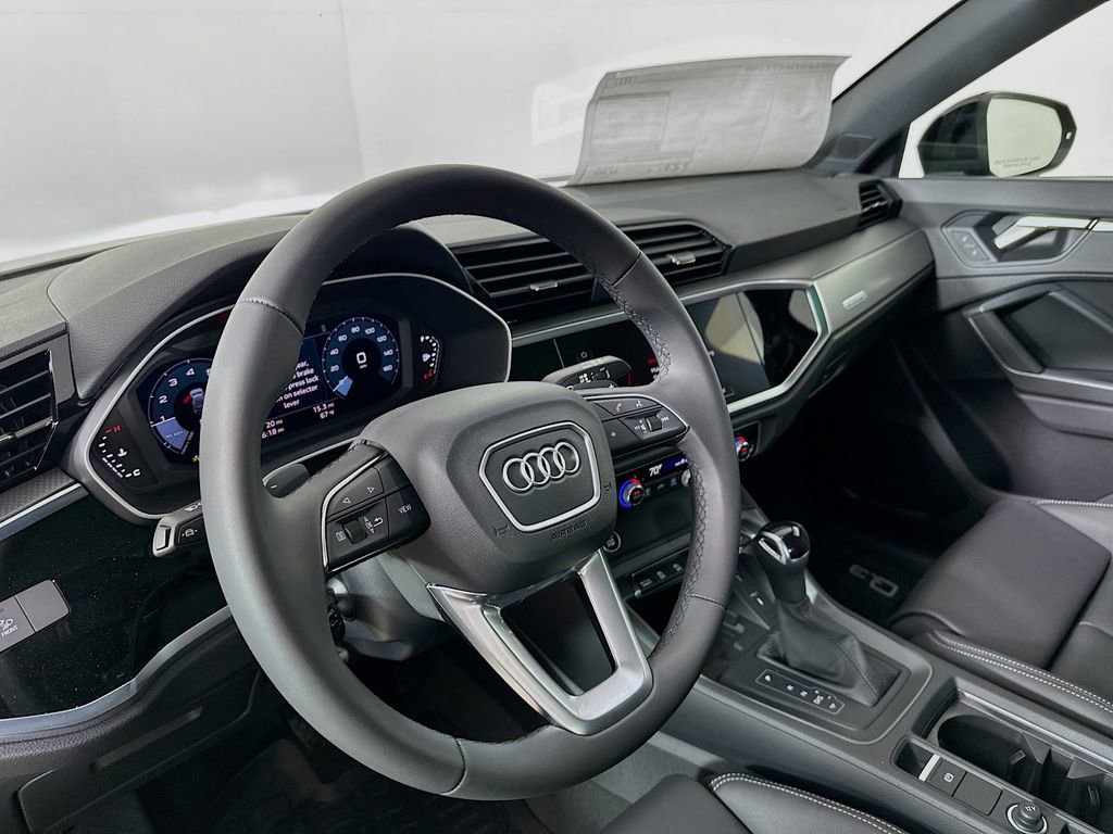 Used 2025 Audi Q3 2.0T Premium AWD/4WD image 10