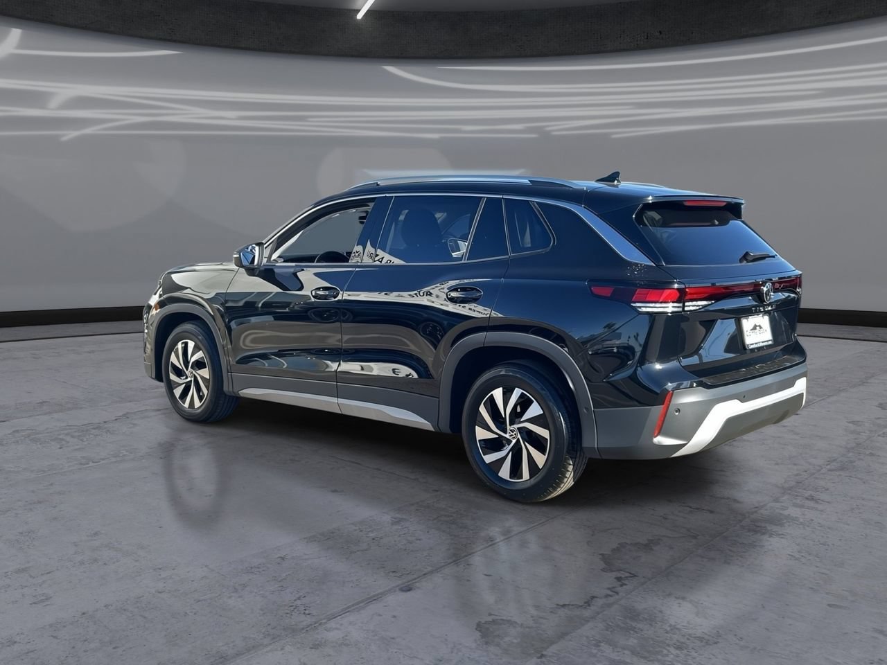 Certified 2026 Volkswagen Tiguan S FWD image 4