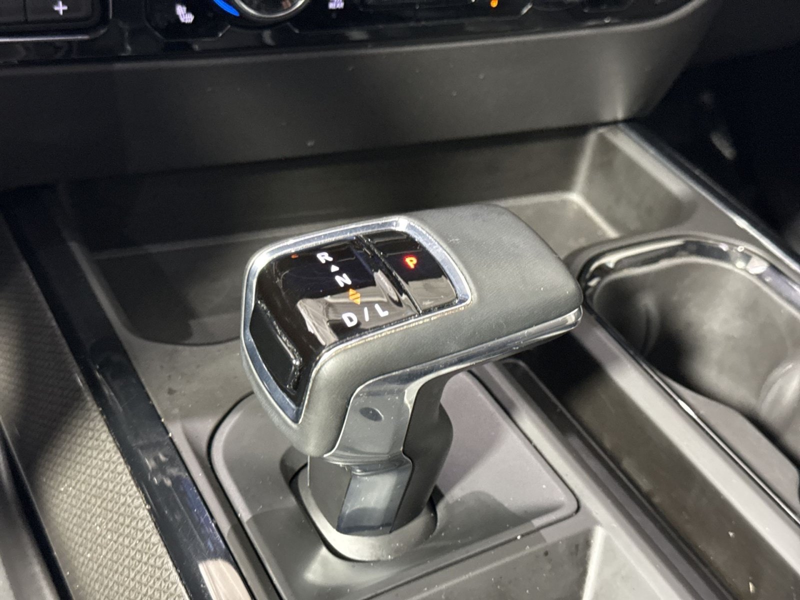 Used 2023 Chevrolet Silverado 1500 ZR2 w/ Technology Package AWD/4WD image 23