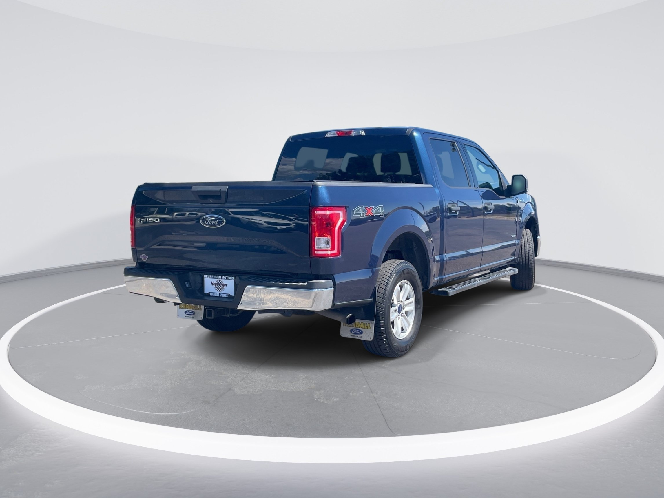 Used 2015 Ford F150 XLT w/ Equipment Group 301A Mid AWD/4WD image 5
