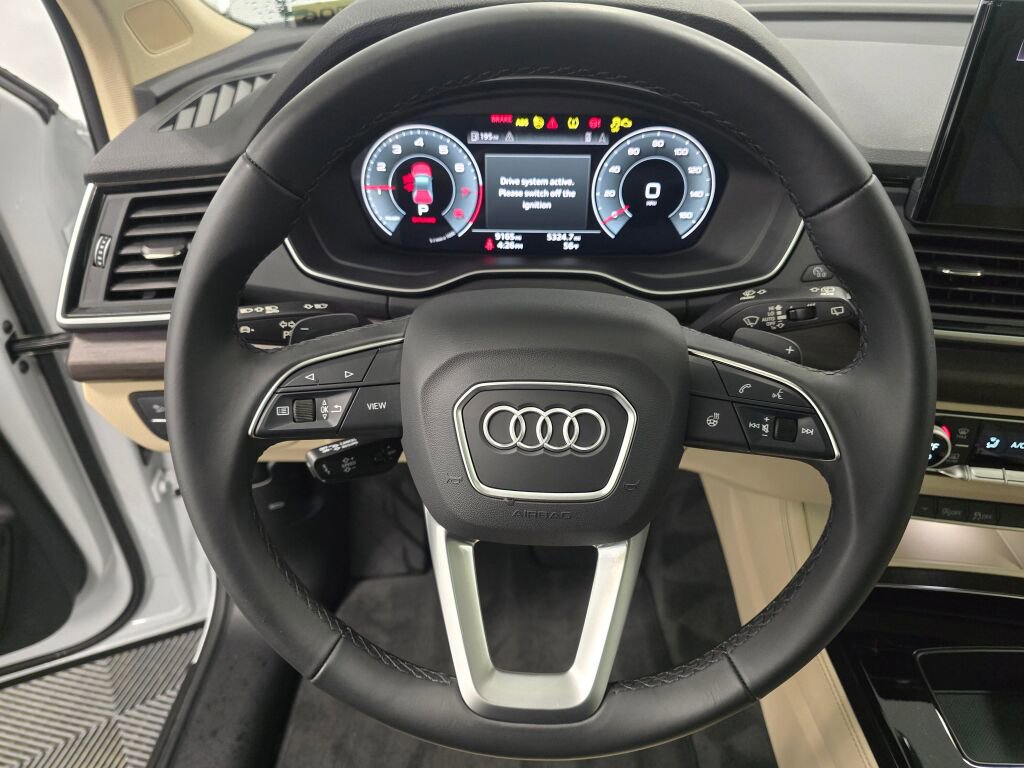 Certified 2025 Audi Q5 2.0T Premium Plus image 14