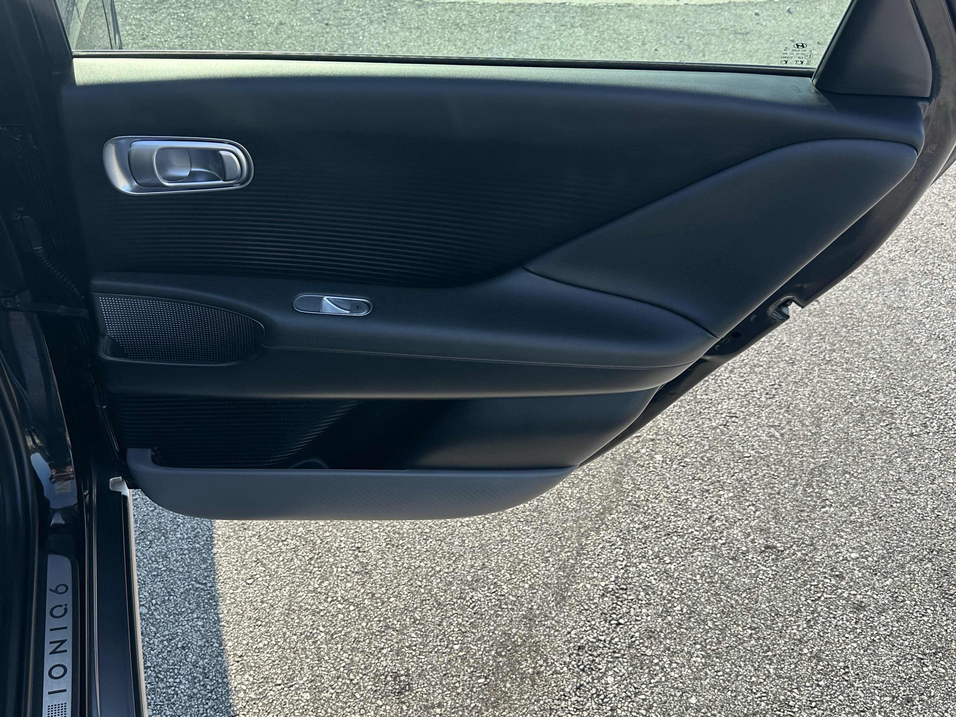 Used 2023 Hyundai Ioniq 6 Limited RWD image 16