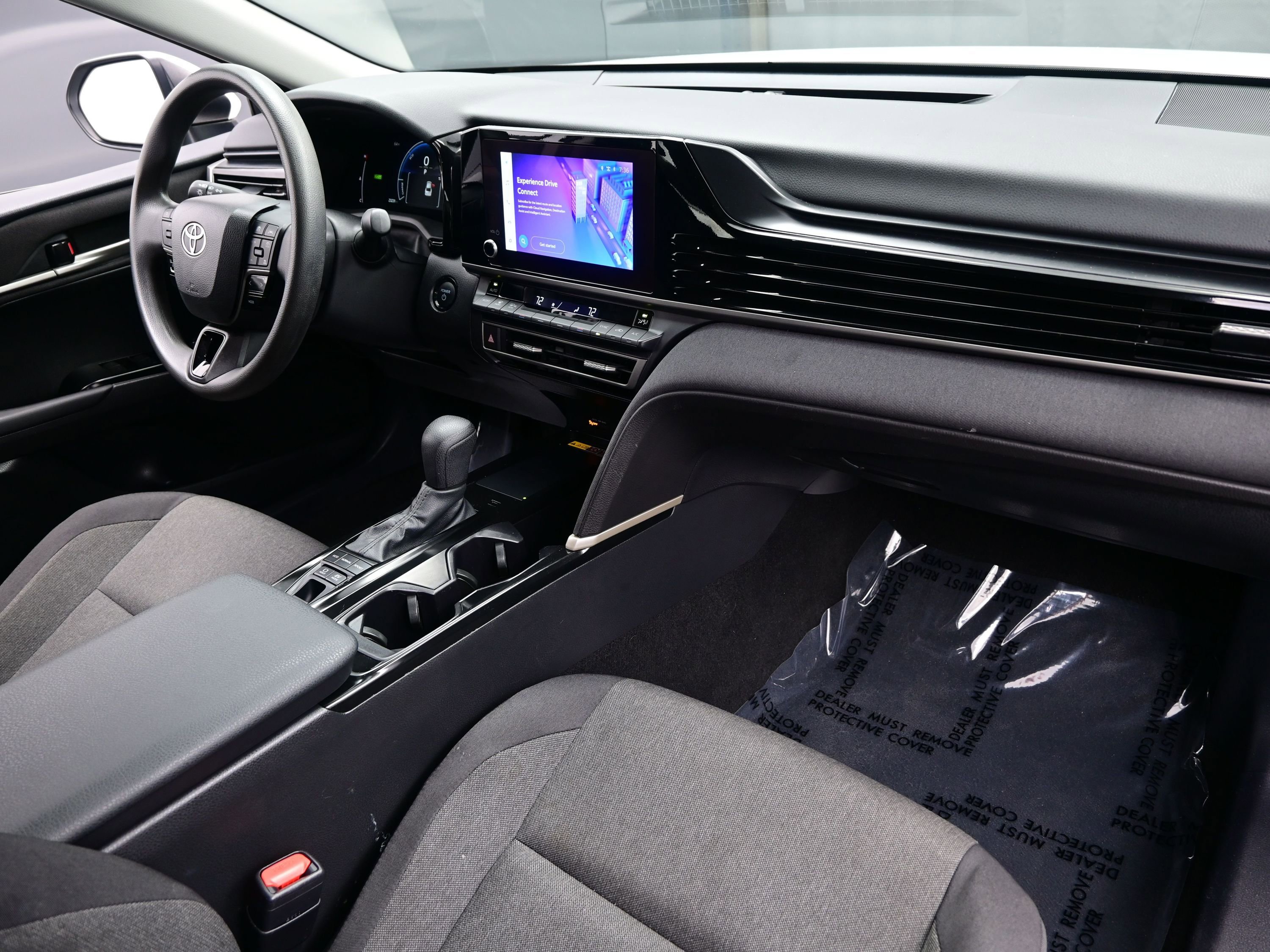 Used 2025 Toyota Camry LE image 14