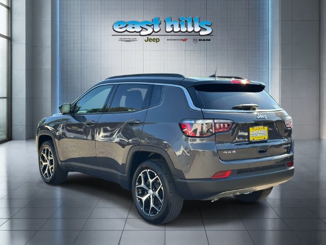 Certified 2024 Jeep Compass Limited w/ Sun and Sound Group AWD/4WD image 5