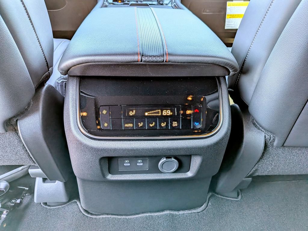 New 2026 Nissan Armada PRO-4X AWD/4WD image 38