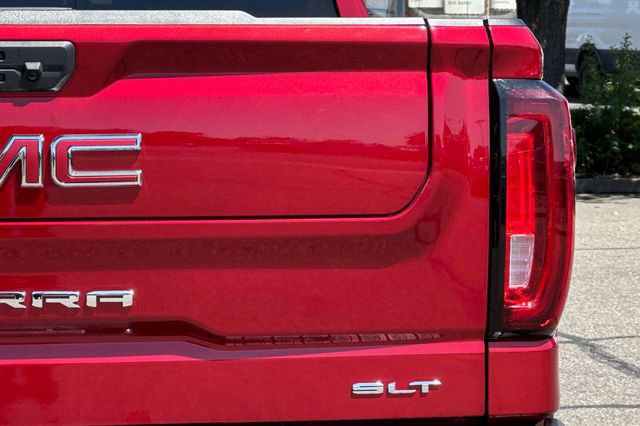 Used 2023 GMC Sierra 1500 SLT w/ SLT Premium Plus Package AWD/4WD image 52