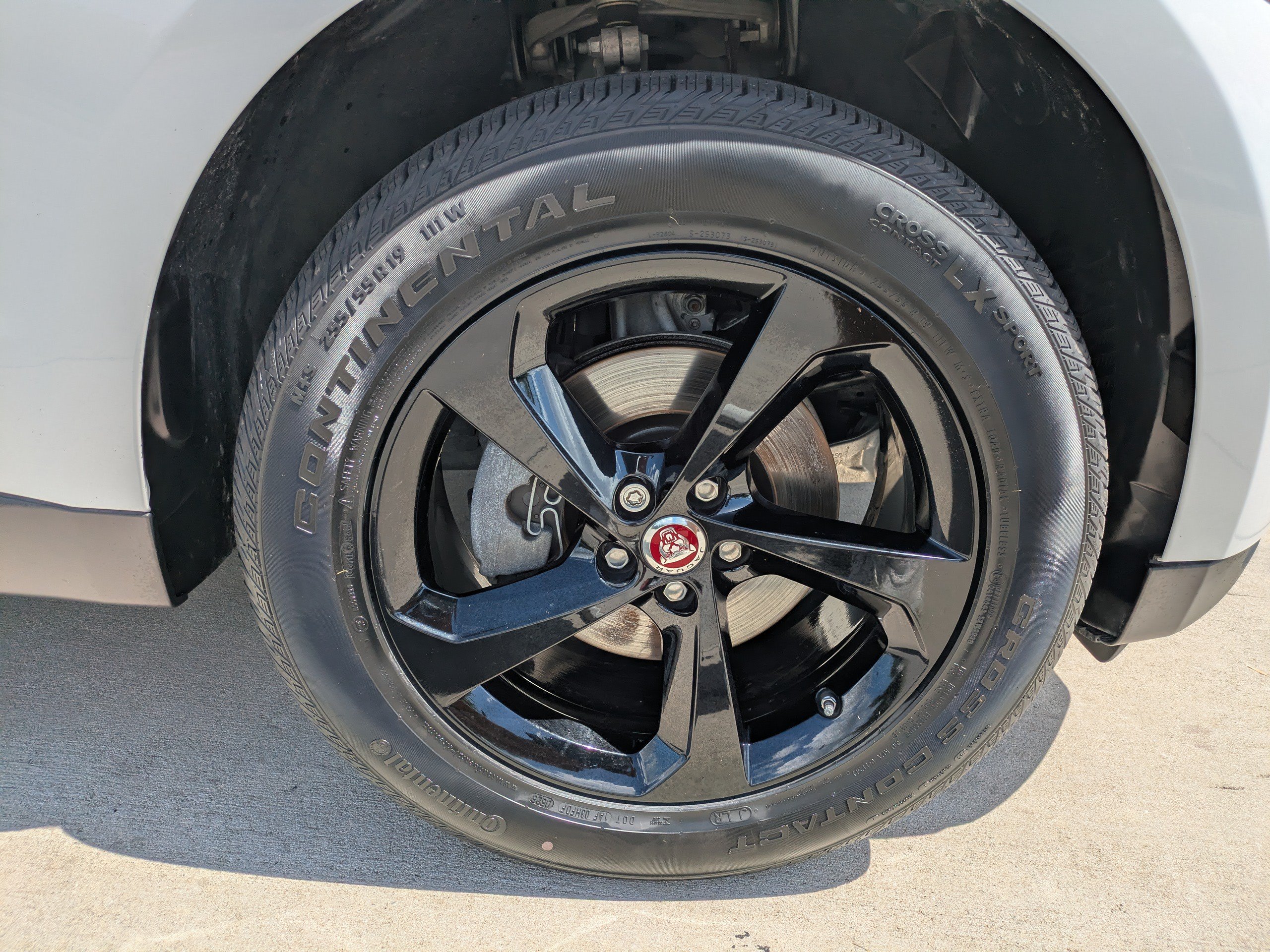 Used 2020 Jaguar F-PACE Premium AWD/4WD image 9