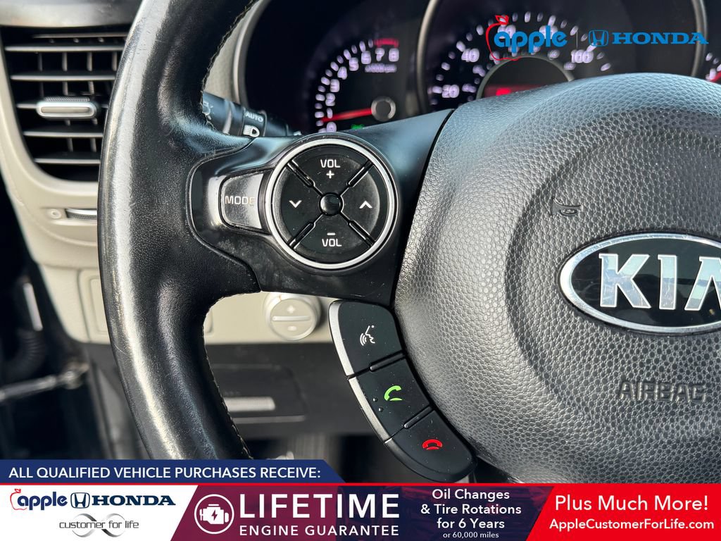 Used 2016 Kia Soul + w/ Primo Package FWD image 22