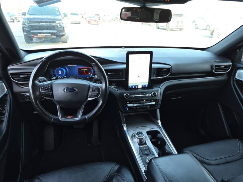 Used 2020 Ford Explorer ST w/ Premium Technology Package AWD/4WD image 6