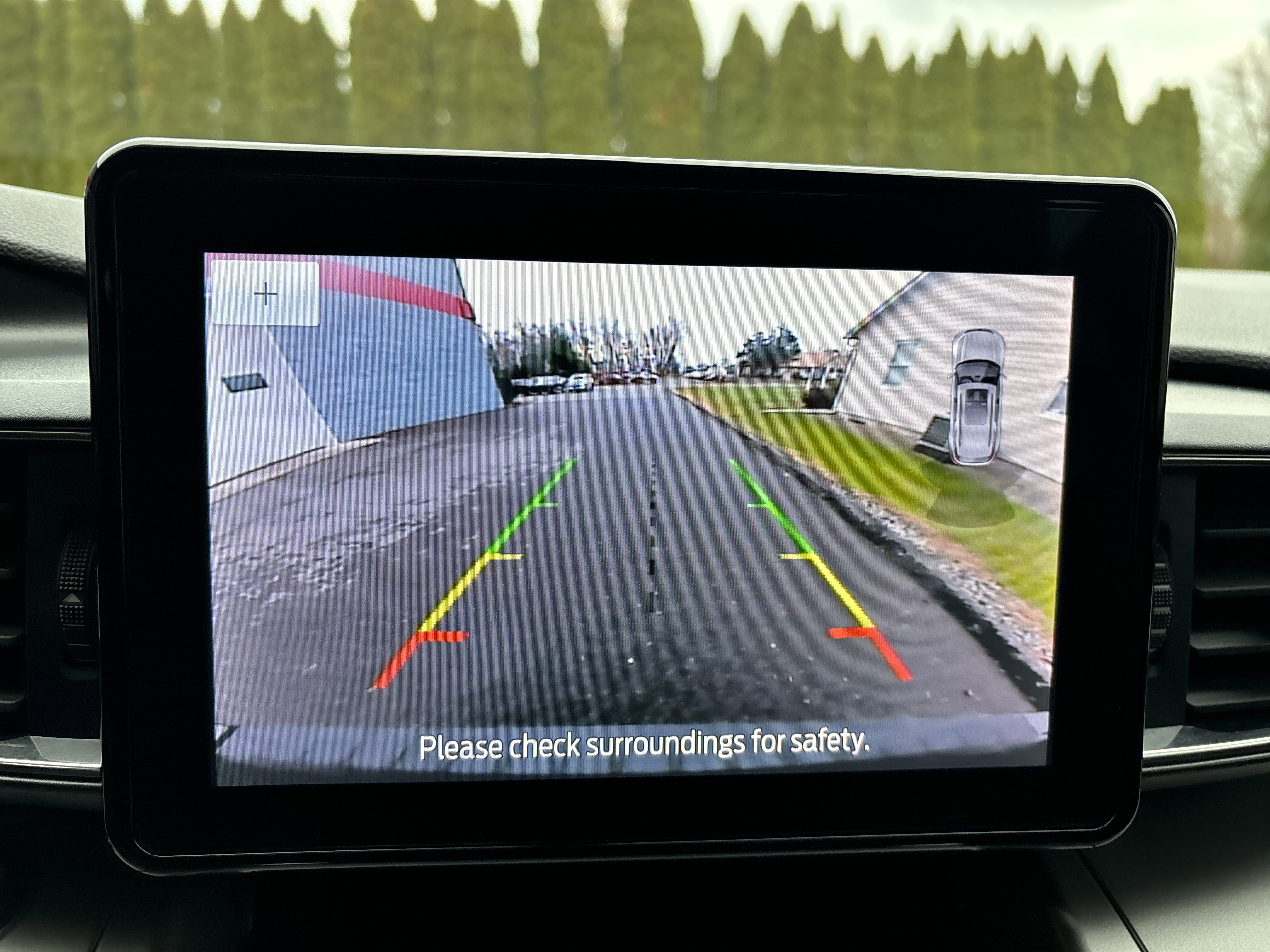 Used 2022 Ford Explorer XLT w/ Equipment Group 202A image 28