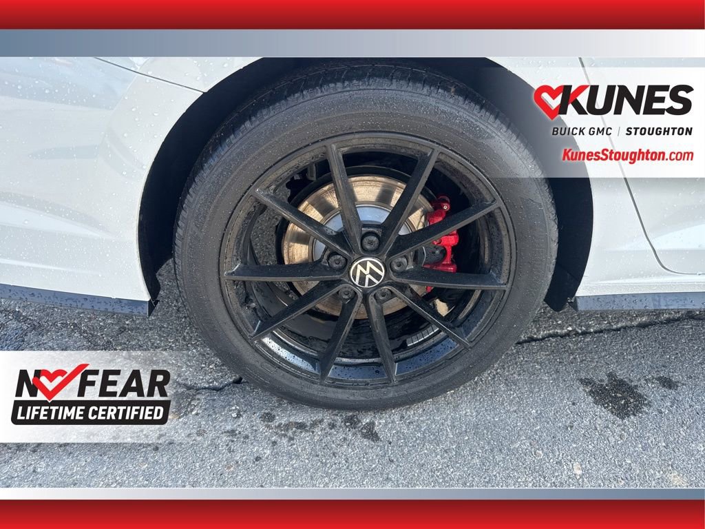 Used 2024 Volkswagen Jetta GLI 40th Anniversary Edition image 14