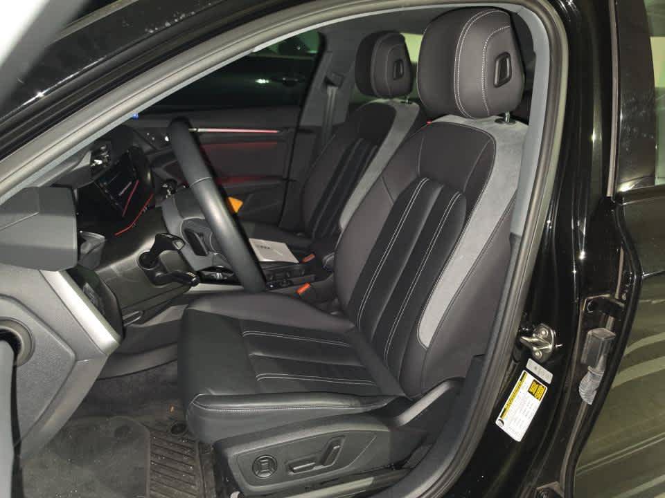 Used 2023 Audi A3 2.0T Premium Plus w/ Premium Plus Package FWD image 7
