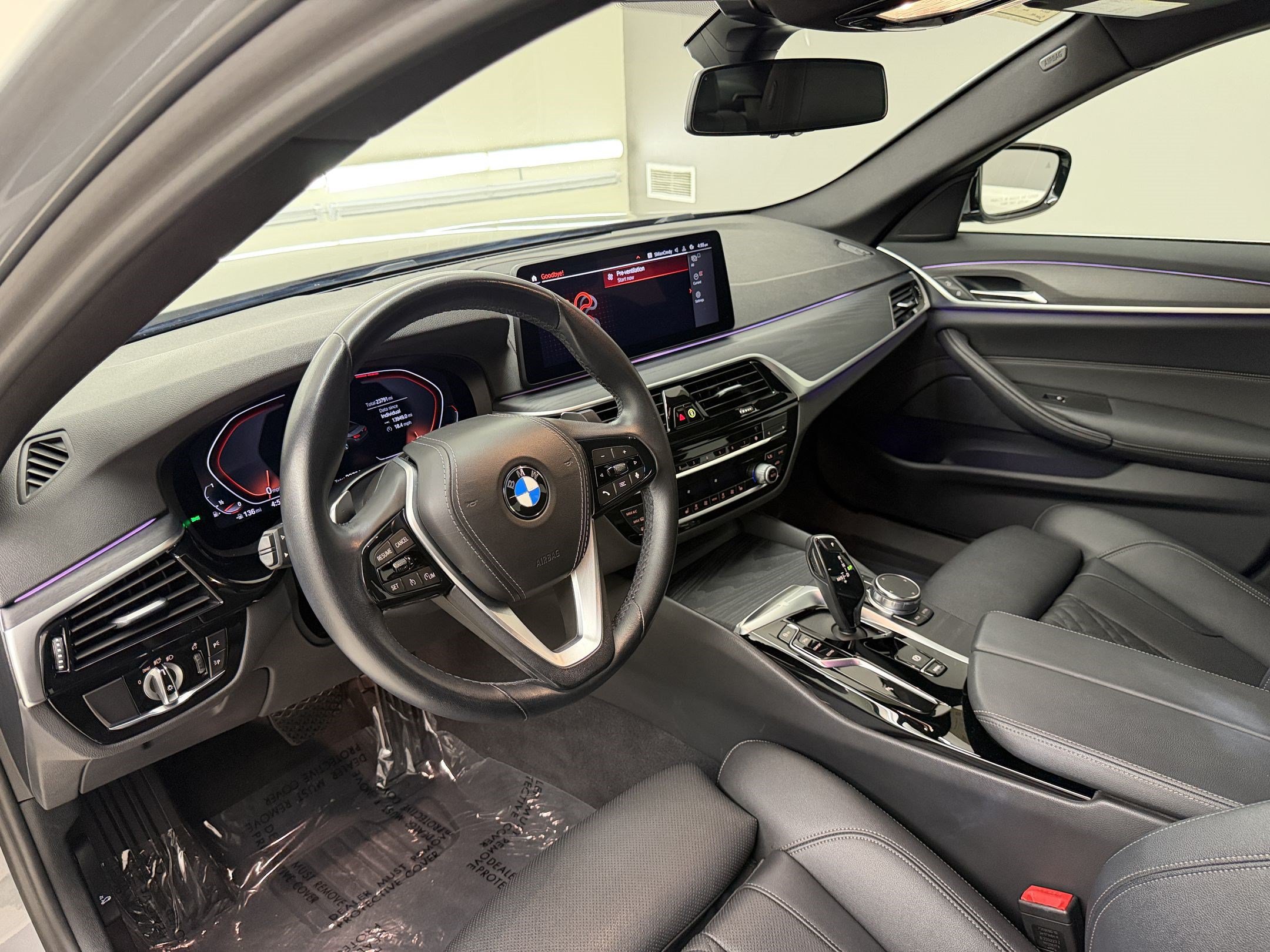 Certified 2023 BMW 530i w/ Convenience Package RWD image 4