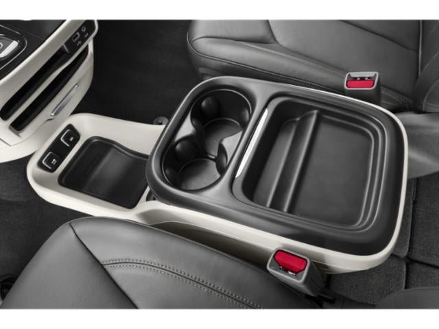 Used 2018 Chrysler Pacifica Touring-L w/ Advanced Safetytec Group FWD image 15