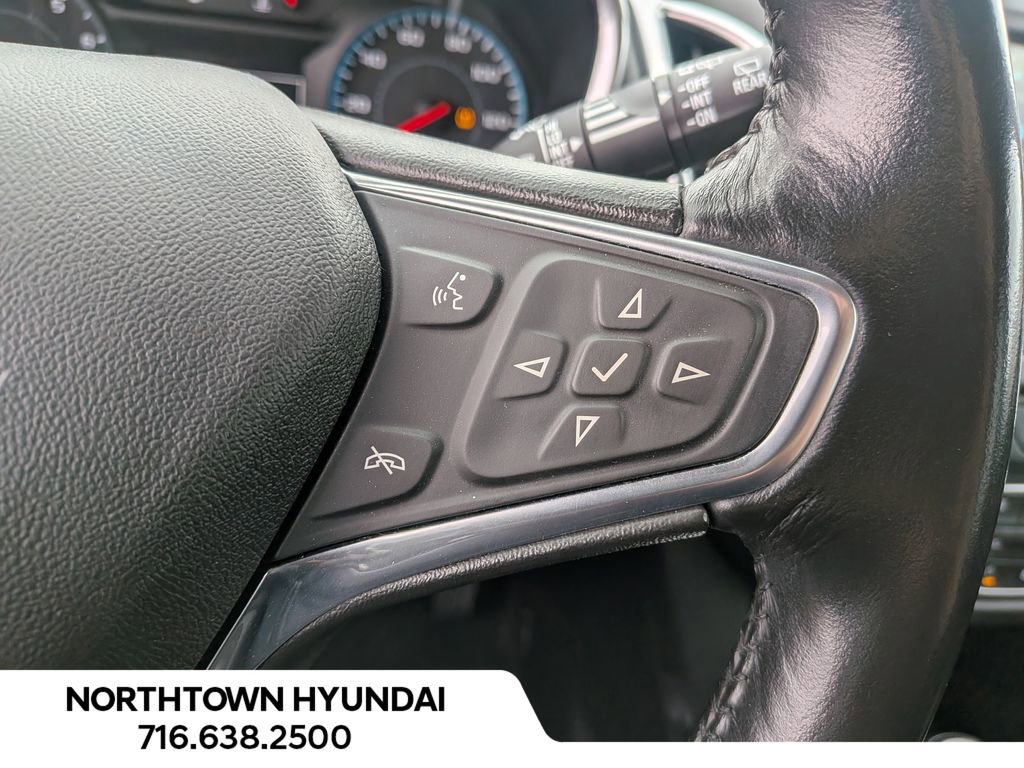 Used 2018 Chevrolet Equinox LT image 22