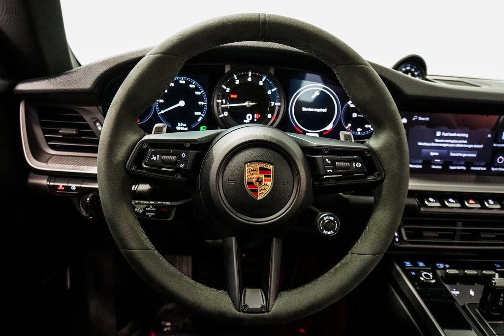 Used 2024 Porsche 911 Carrera image 25