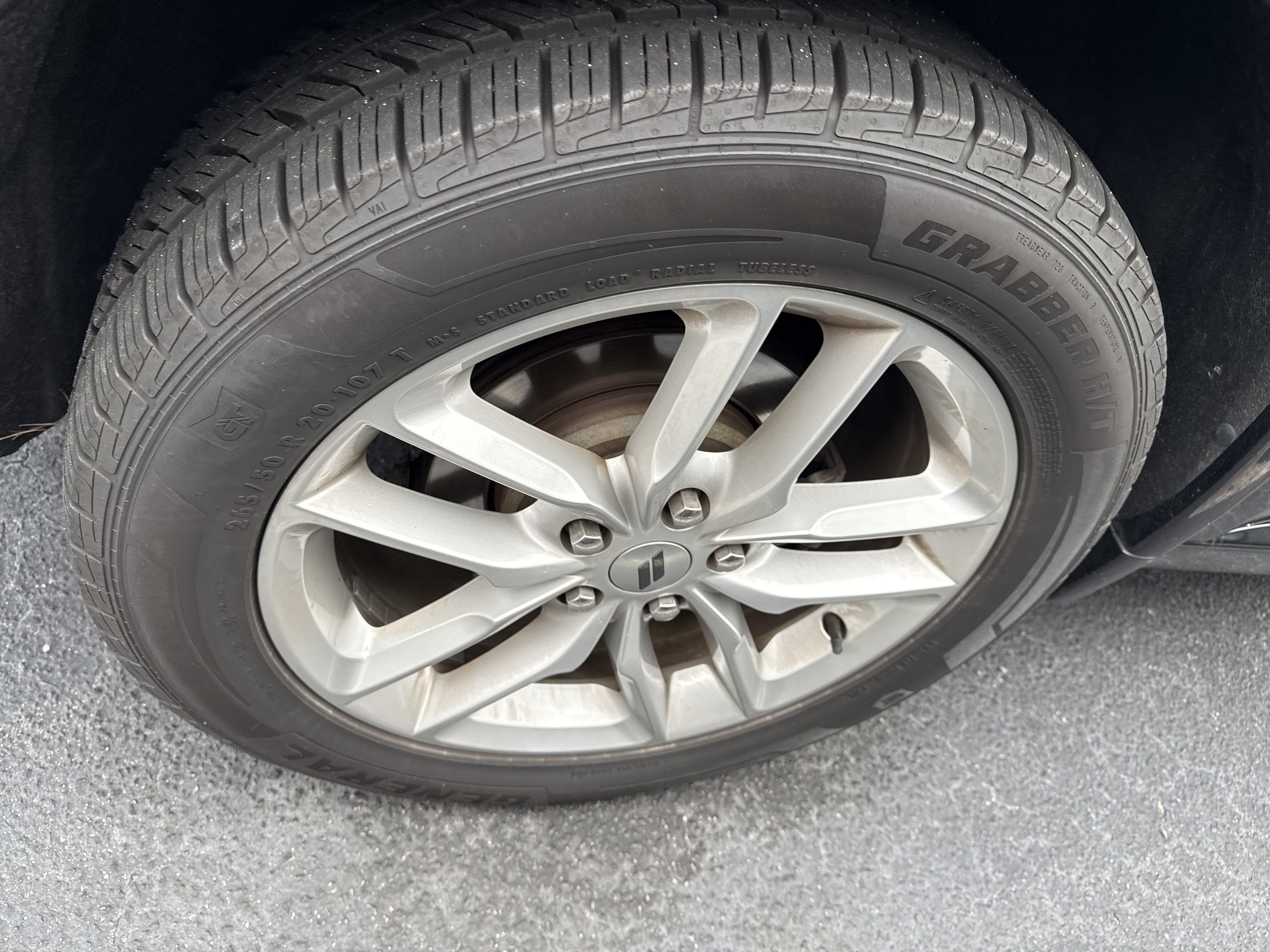 Used 2023 Dodge Durango GT RWD image 10