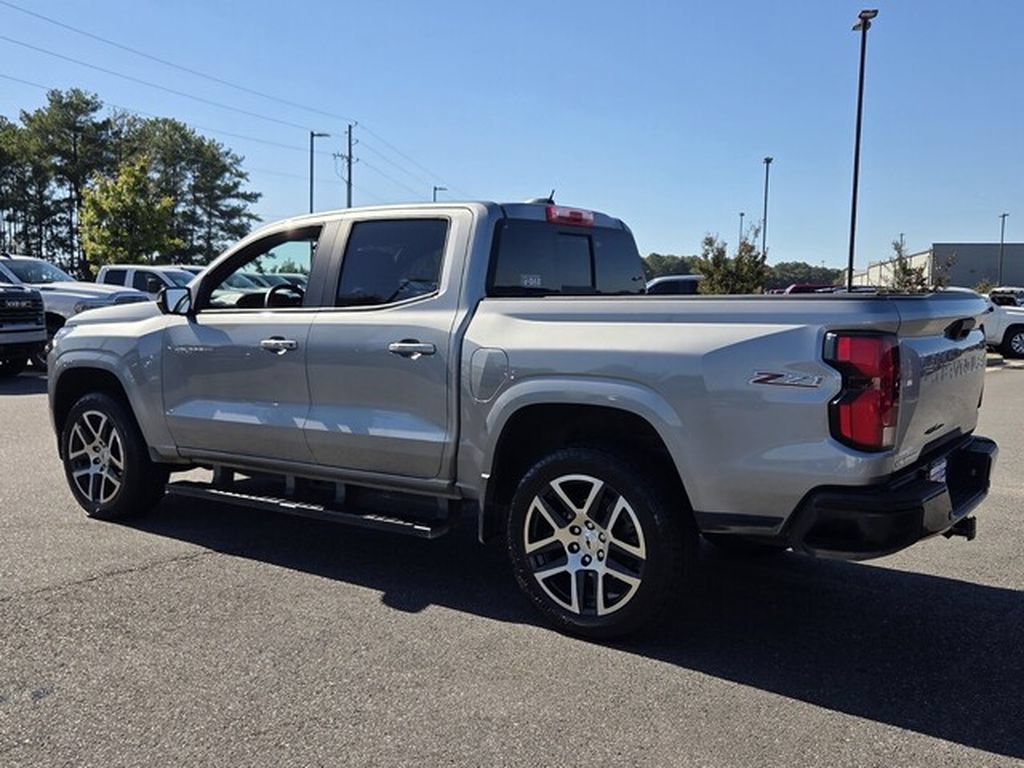 Used 2023 Chevrolet Colorado Z71 w/ Z71 Convenience Package 2 AWD/4WD image 7