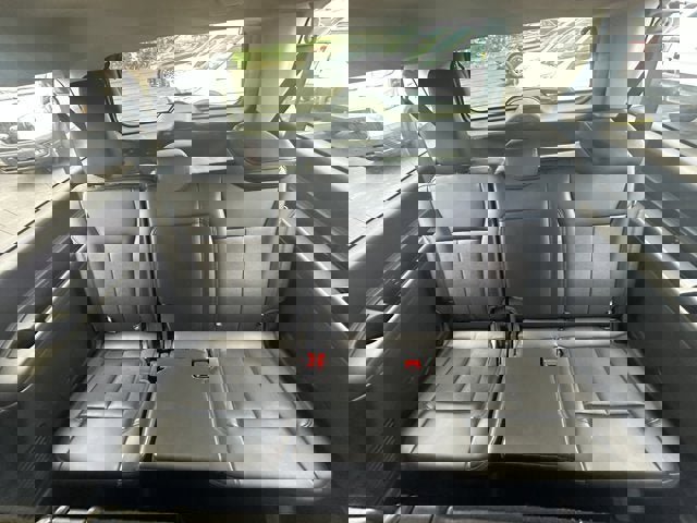 Used 2024 Ford Expedition Max XLT image 11