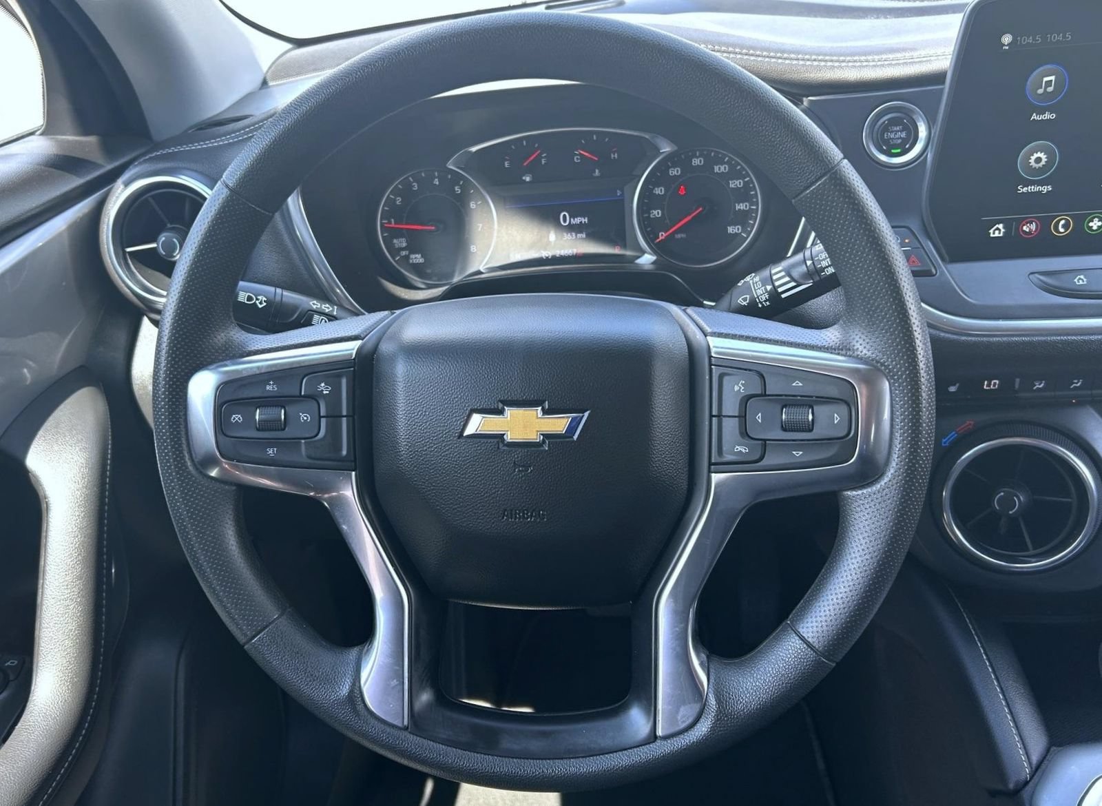Certified 2025 Chevrolet Blazer LT AWD/4WD image 11