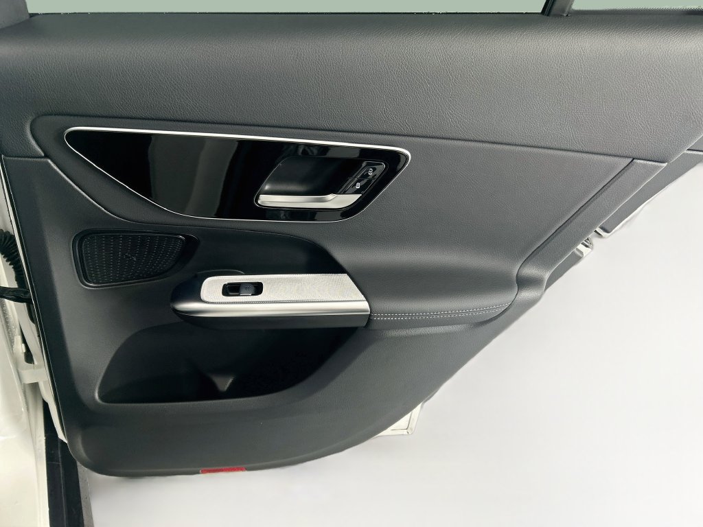 Certified 2026 Mercedes-Benz GLC 300 4MATIC image 25