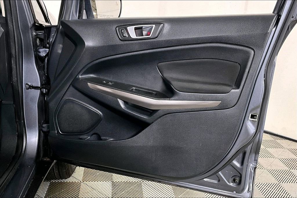 Used 2019 Ford EcoSport SE w/ SE Convenience Package image 23