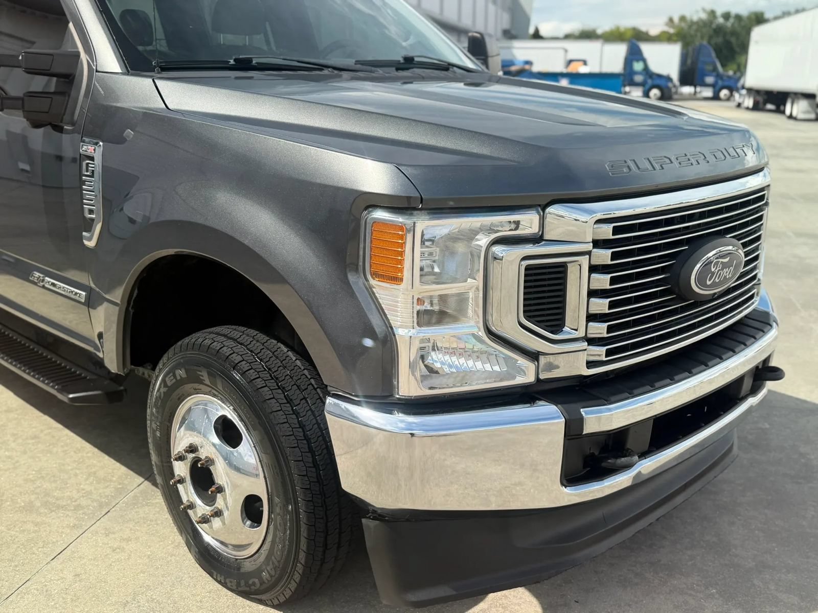 Used 2020 Ford F350 XL w/ STX Appearance Package AWD/4WD image 5