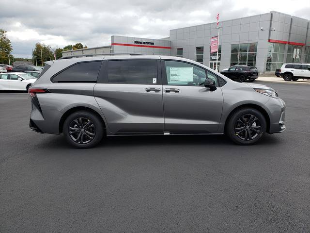 New 2026 Toyota Sienna XSE AWD/4WD image 4