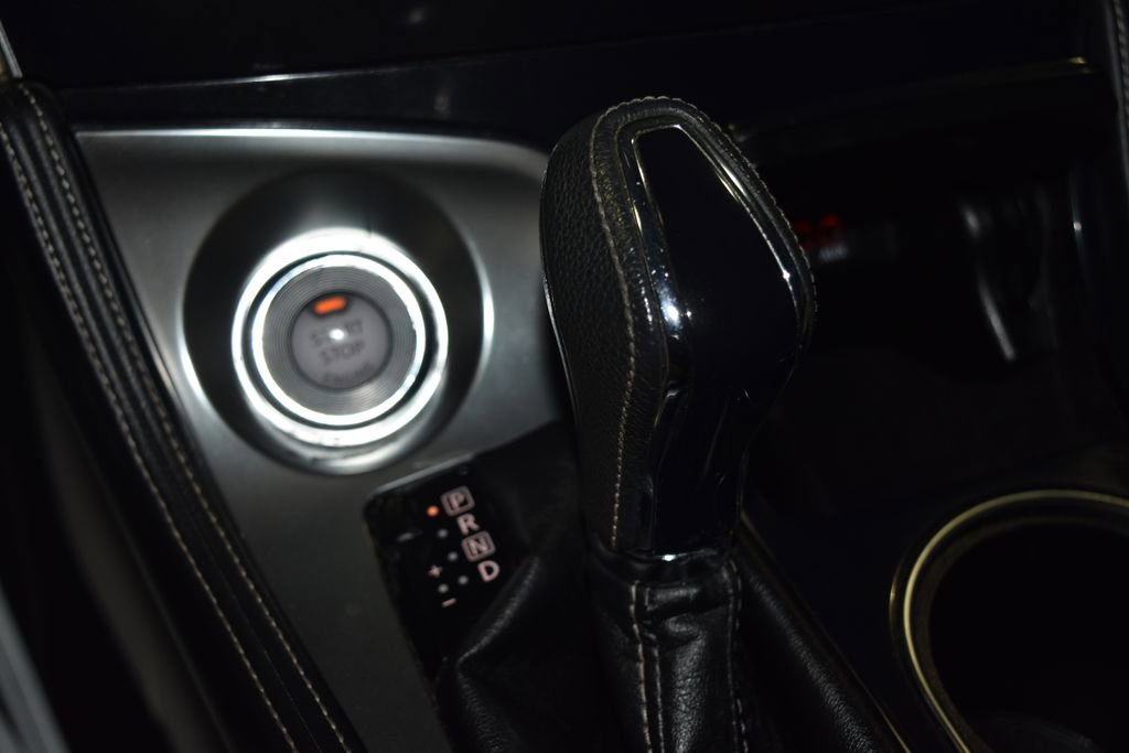 Used 2017 Nissan Maxima Platinum FWD image 14