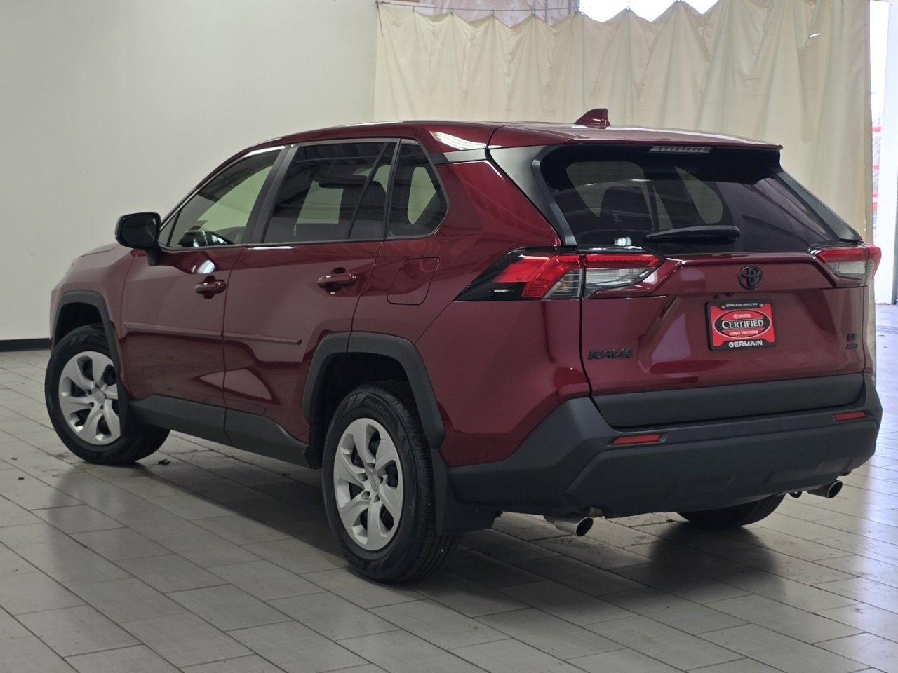 Certified 2022 Toyota RAV4 LE AWD/4WD image 14