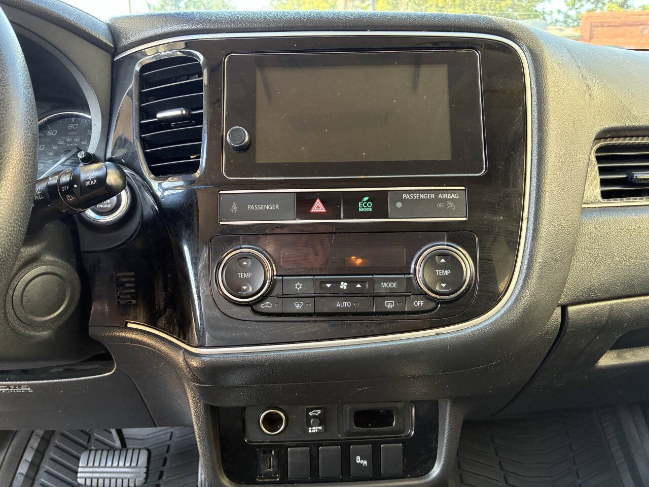 Used 2019 Mitsubishi Outlander SEL FWD image 12