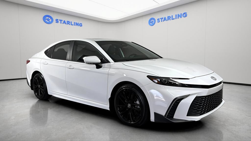 Used 2025 Toyota Camry SE w/ Convenience Package FWD image 14