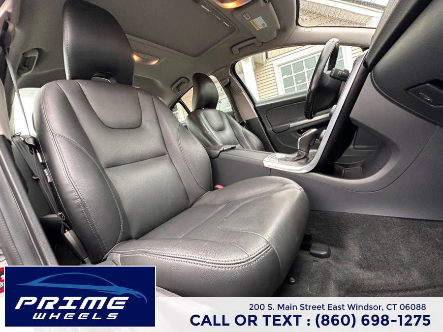 Used 2015 Volvo S60 T5 Premier Plus image 17