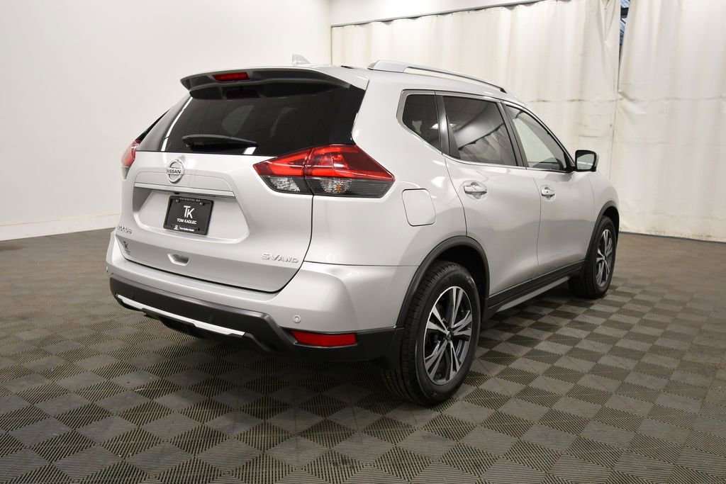 Used 2019 Nissan Rogue SV w/ Premium Package image 8