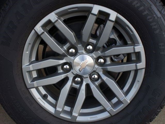 New 2025 Chevrolet Colorado LT w/ LT Convenience Package image 9