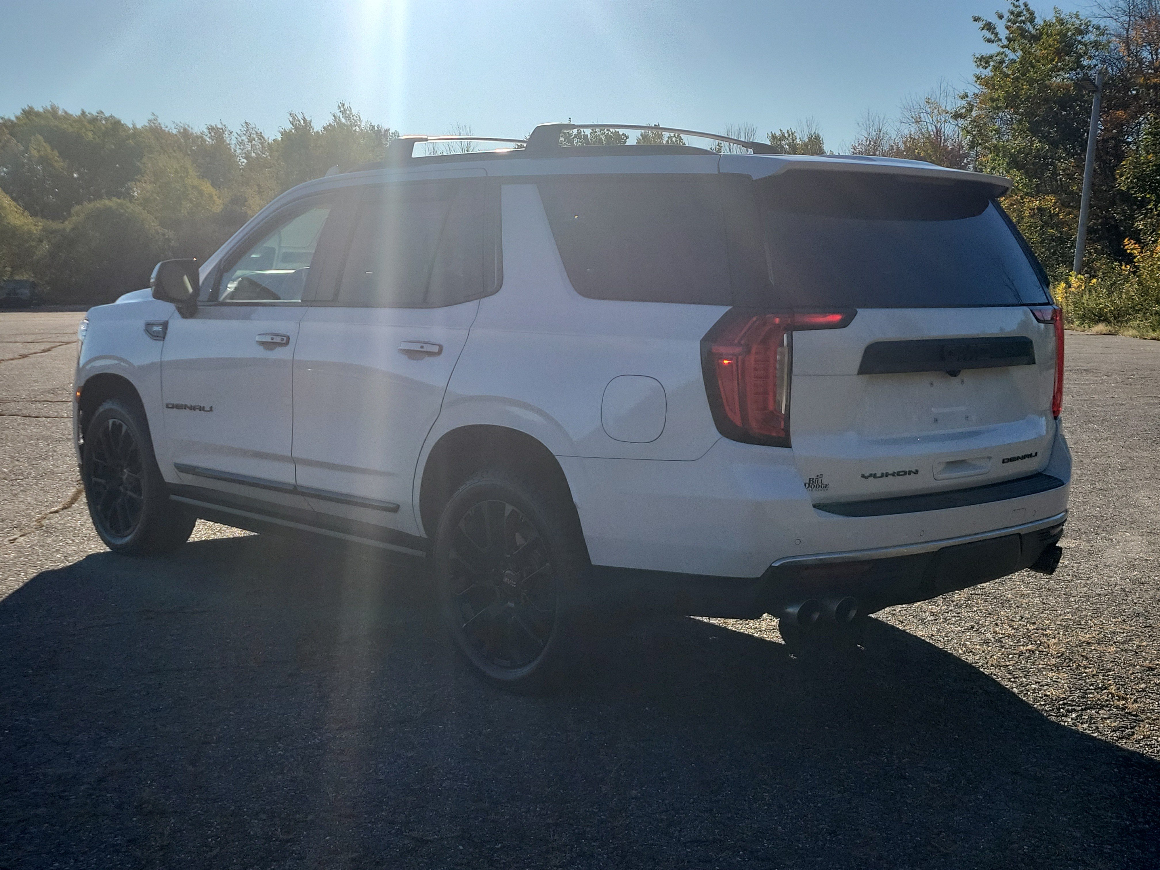 Used 2022 GMC Yukon Denali AWD/4WD image 7