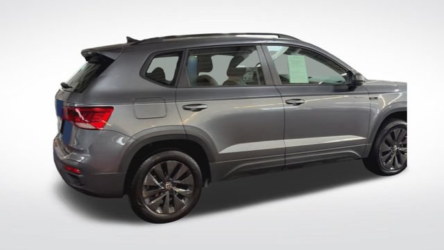 Certified 2023 Volkswagen Taos S FWD image 9