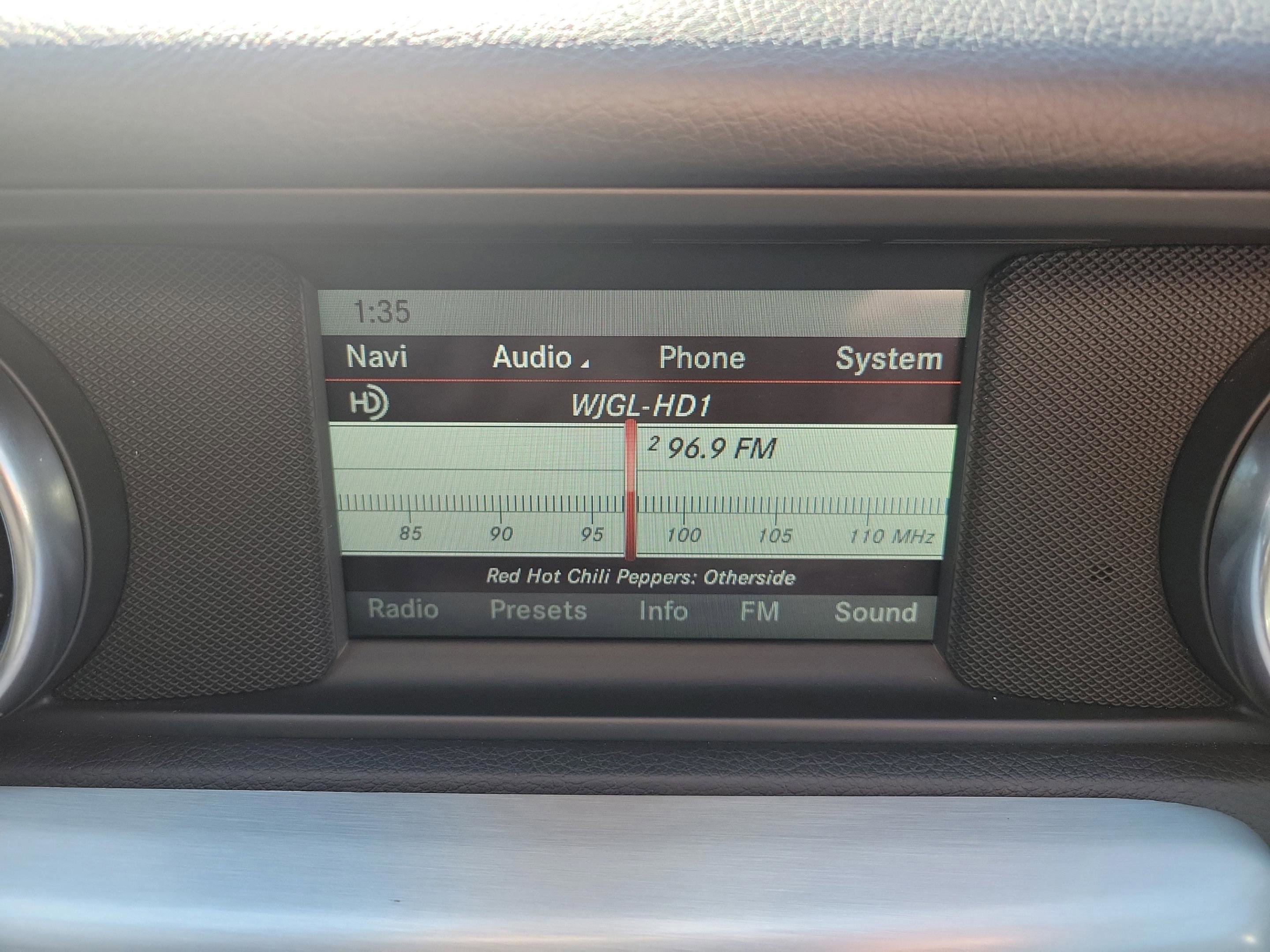 Used 2015 Mercedes-Benz SLK 250 image 20