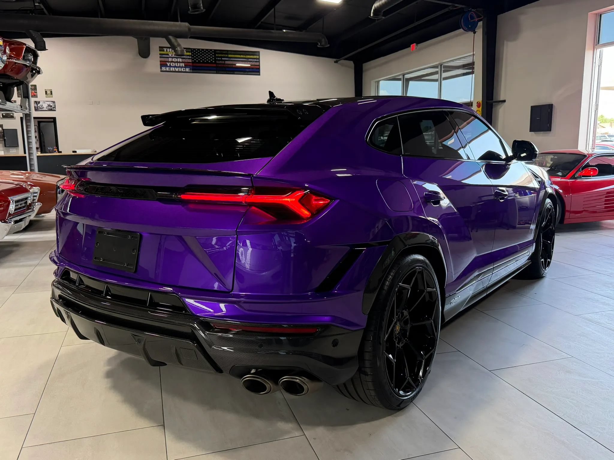 Used 2024 Lamborghini Urus Performante AWD/4WD image 13