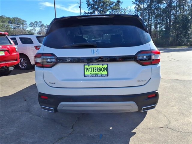 Used 2023 Honda Pilot Elite image 3