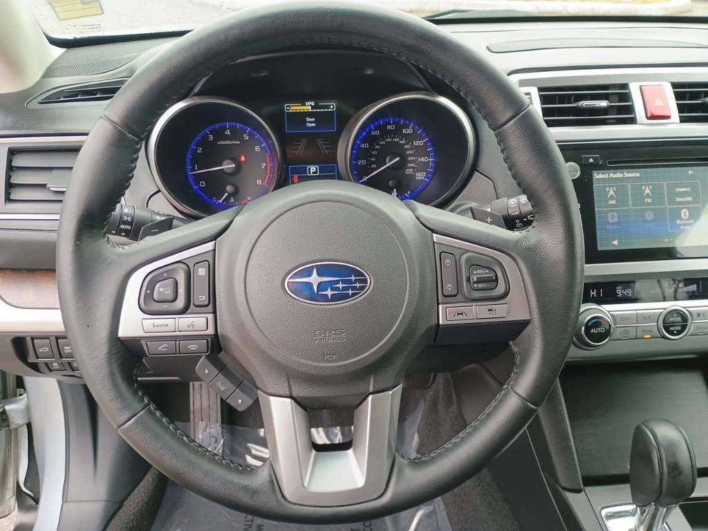 Used 2016 Subaru Outback 3.6R Limited image 25
