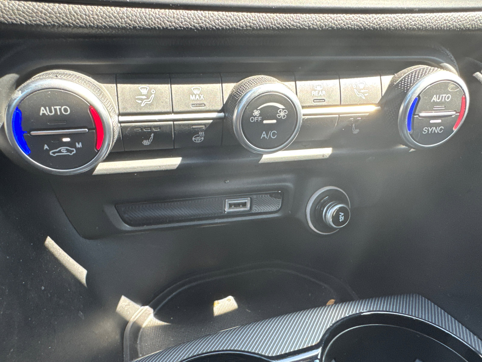 Used 2024 Alfa Romeo Giulia Veloce image 31