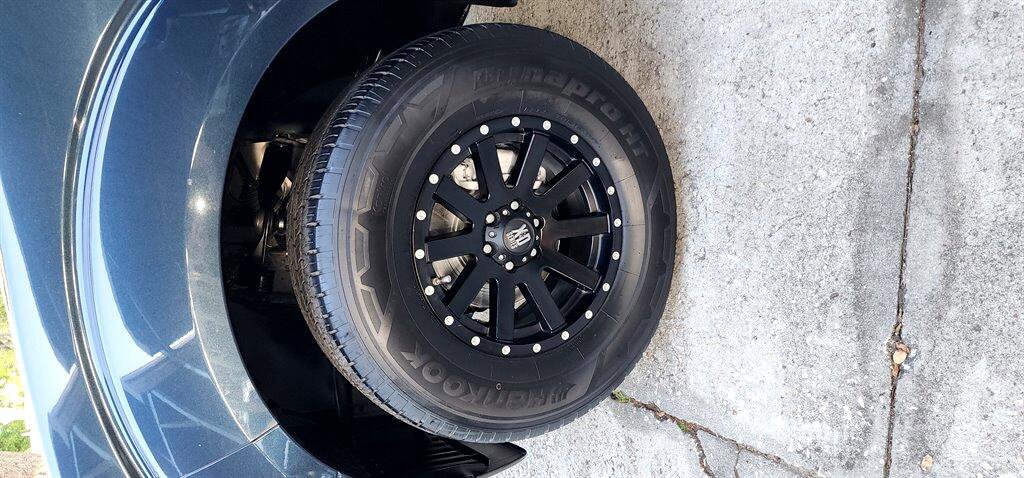 Used 2017 Nissan Frontier SV image 29