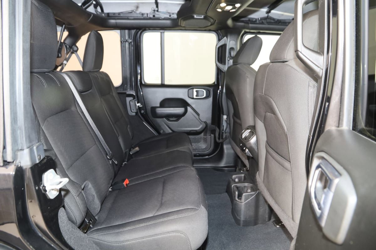 Used 2022 Jeep Wrangler Unlimited Sport image 13