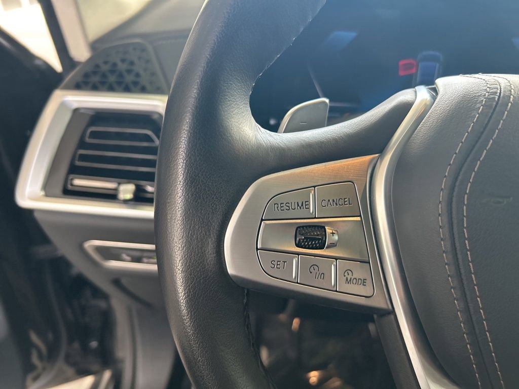 Used 2025 BMW X7 xDrive40i image 62