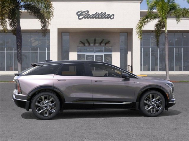 New 2026 Cadillac Optiq Luxury 2 image 5