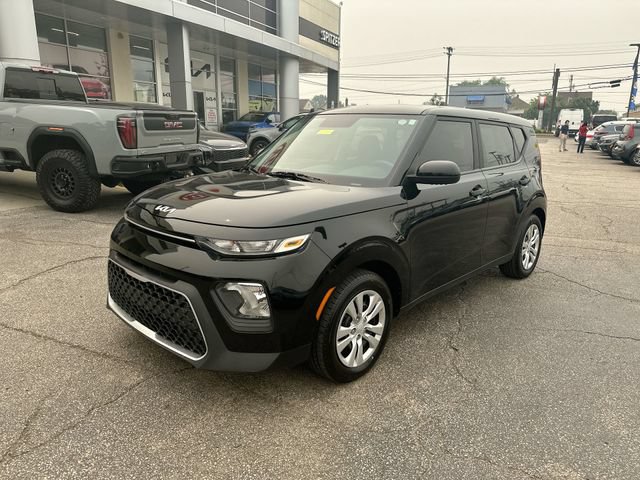 Certified 2022 Kia Soul LX FWD image 11