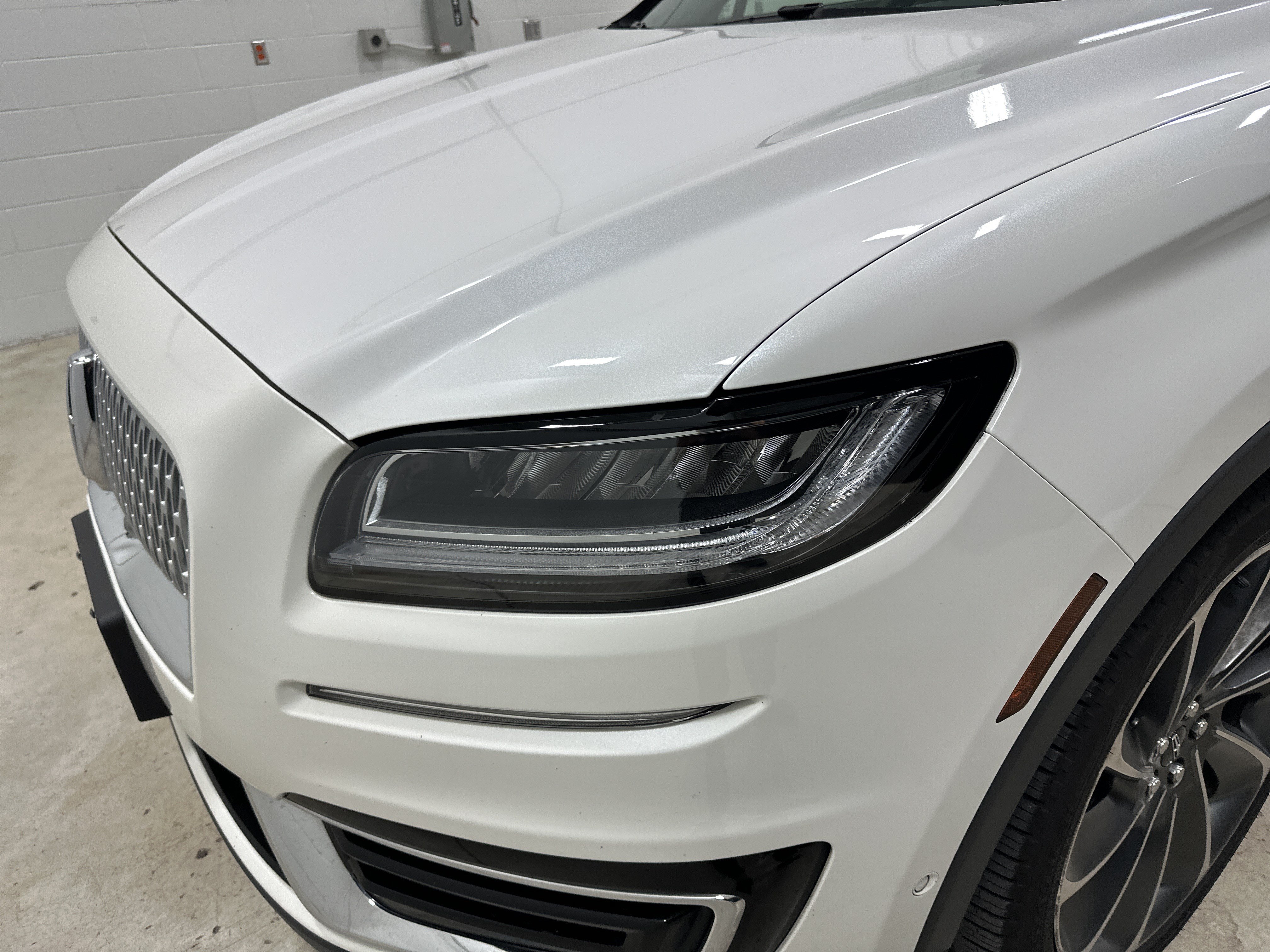 Used 2020 Lincoln Nautilus Reserve w/ Equipment Group 201A AWD/4WD image 6