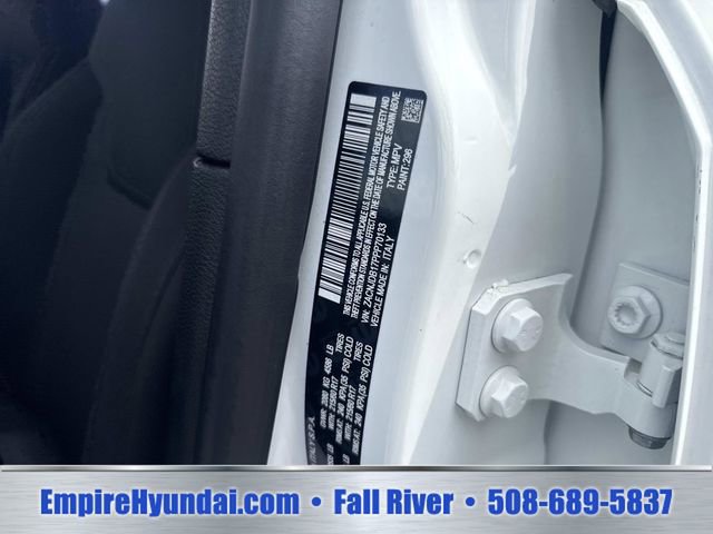 Used 2023 Jeep Renegade Latitude AWD/4WD image 19