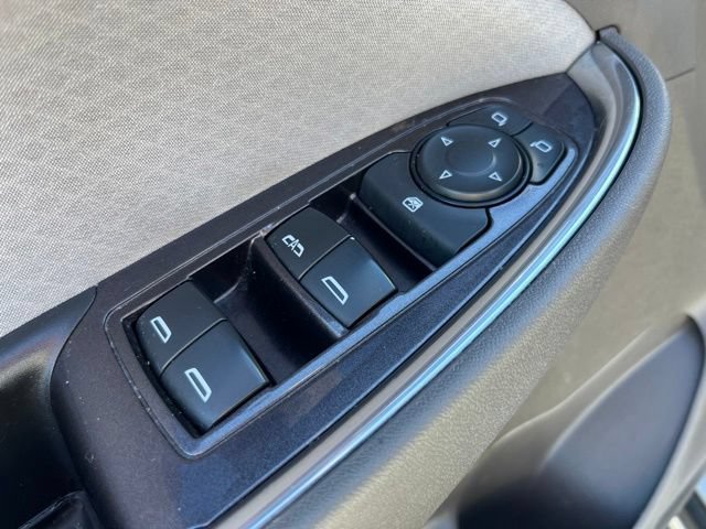 Used 2018 Chevrolet Malibu LT FWD image 11